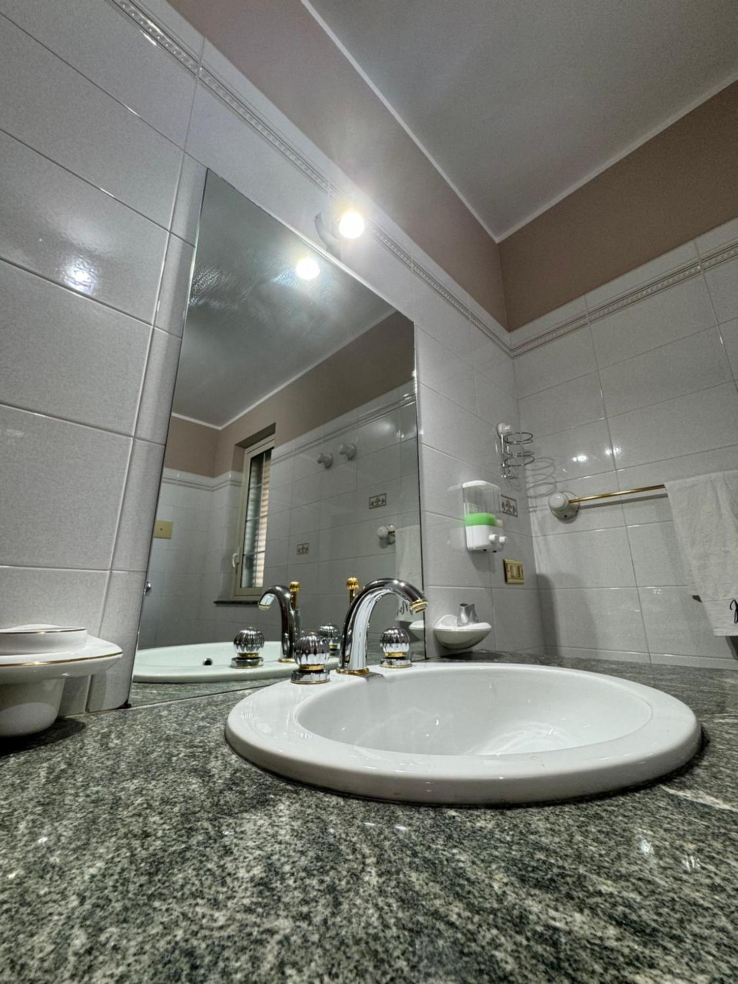 B&B Rose Antiche Sicily Partinico Exterior photo